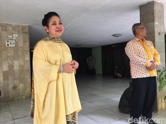 Hari ini sesepuh 2 Golkar berkumpul . Saat nya #GolkarKembaliKeAkar