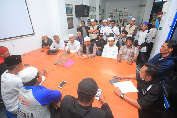 Ancaman Ormas di Kaltim: Berani Pesta Seks, Massa Bertindak..!!