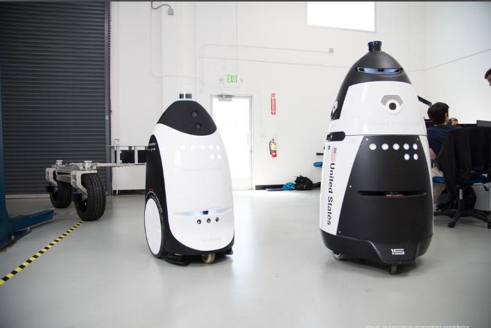 K9, Robot Keamanan yang Dikerahkan untuk Mengusir Para Tunawisma.