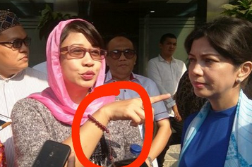 Ucapan “Muslim Macam Apa Kalian” adalah Kunci Penyibak #GelangKode