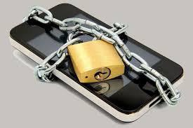 Masih amankah ponselmu, Ustadz?