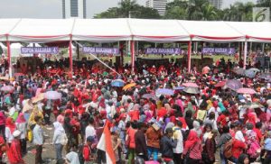DRAMA PERSEKUSI DAN KISAH NAHAS DARI MONAS