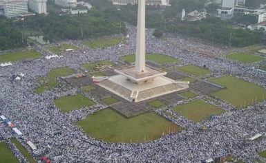 The Glorious Revolution. Unjuk jumlah itu penting dalam perjuangan